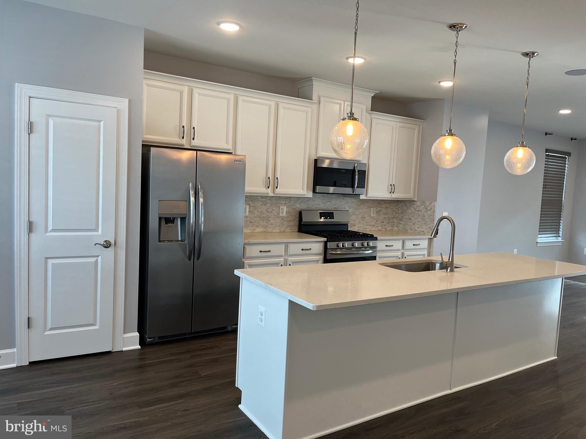 HAYMARKET CROSSING - Residential Lease