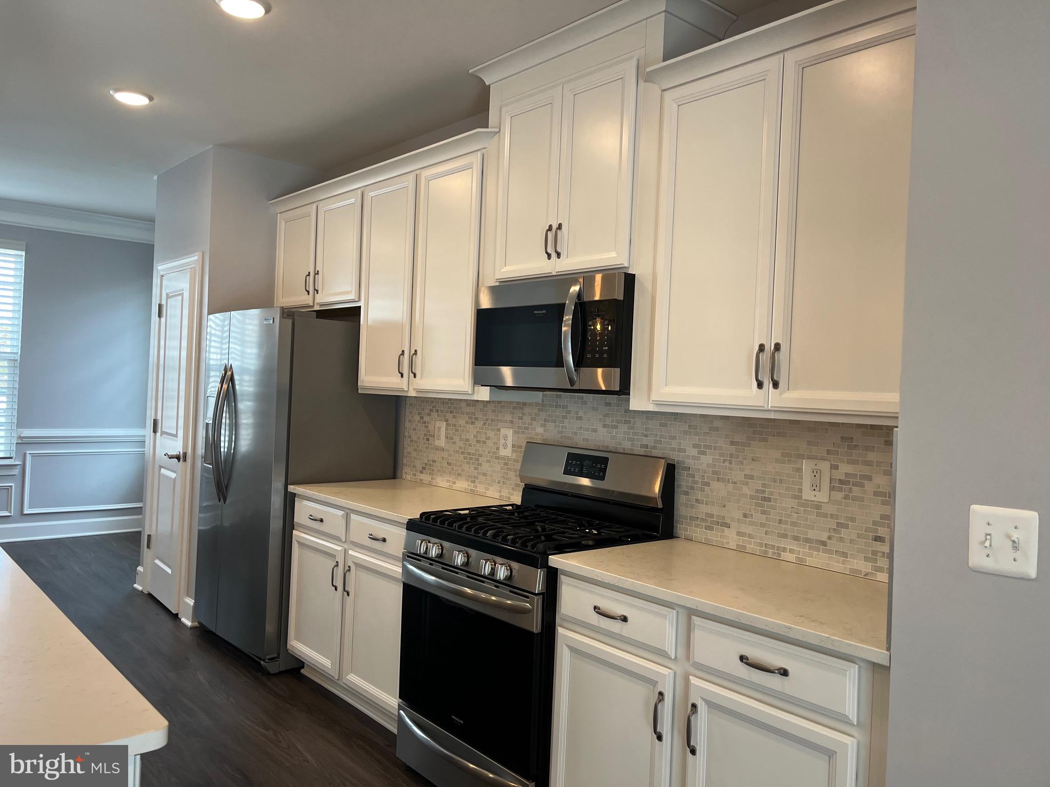 HAYMARKET CROSSING - Residential Lease