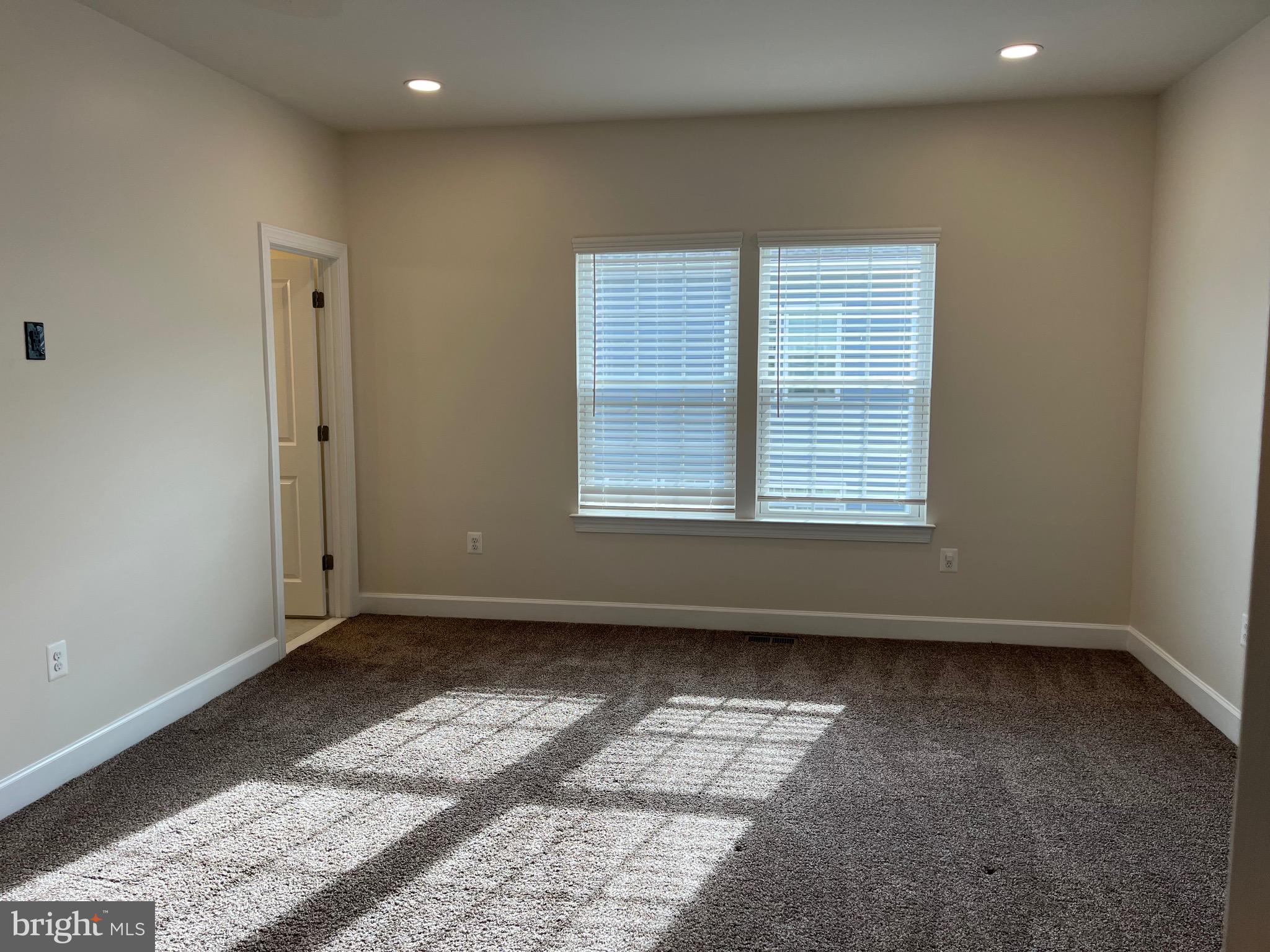 HAYMARKET CROSSING - Residential Lease