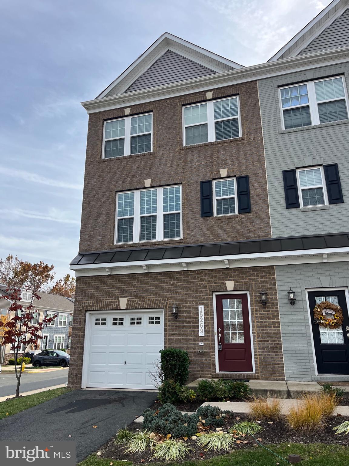 HAYMARKET CROSSING - Residential Lease