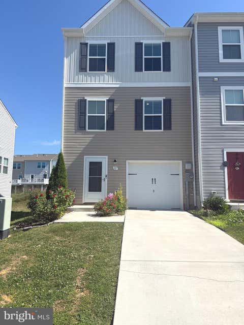 Townhouse For Rent - 35 Thrower Road<br/> HEDGESVILLE, WV 25427