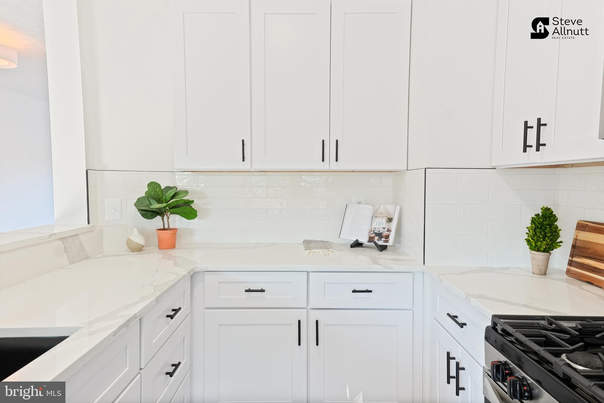 PLEASANT CHASE - Residential