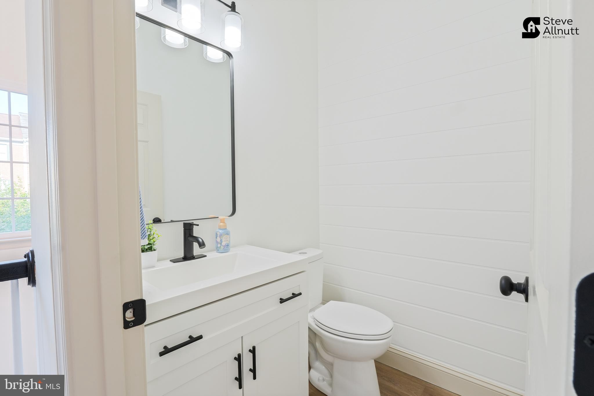 PLEASANT CHASE - Residential