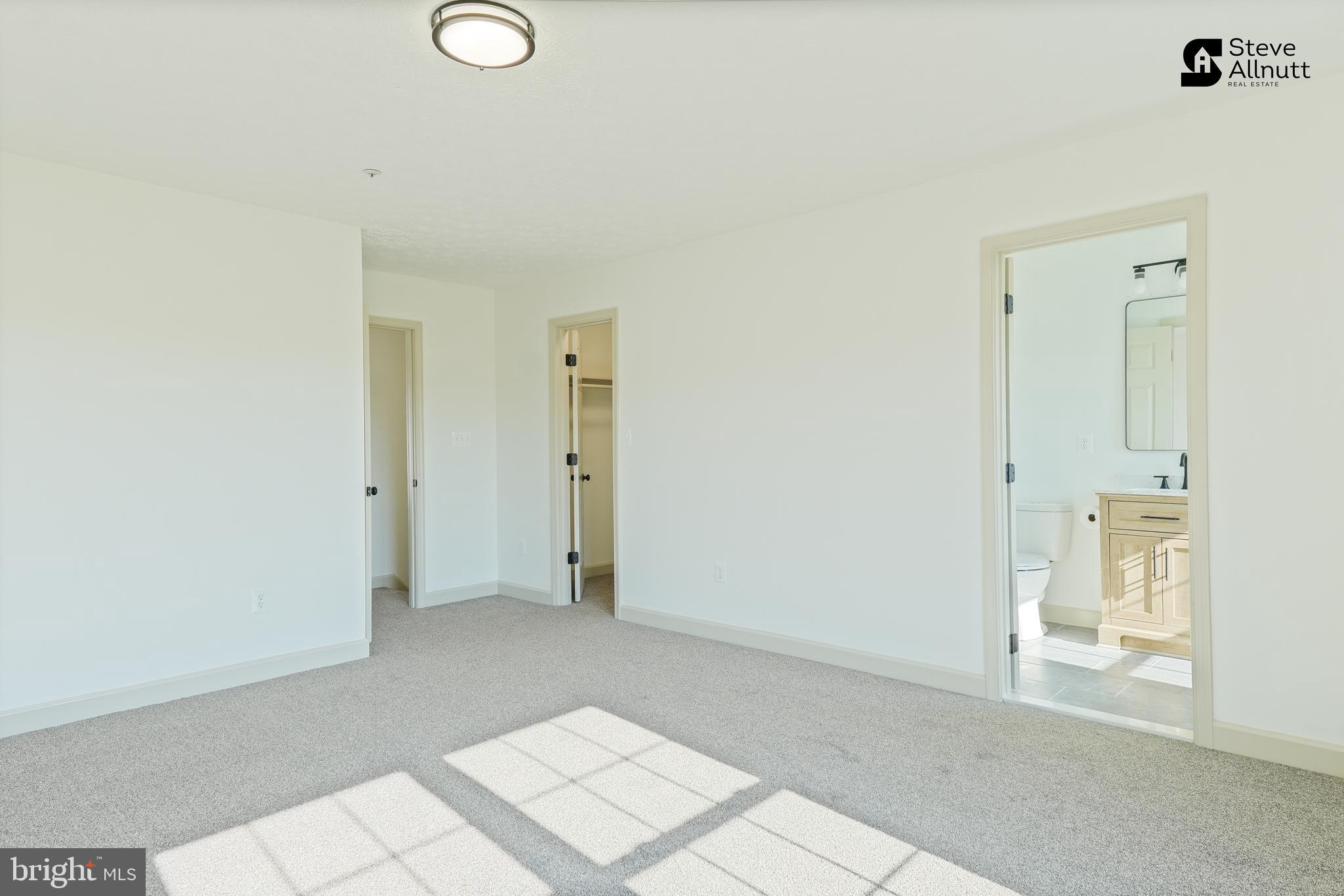 PLEASANT CHASE - Residential