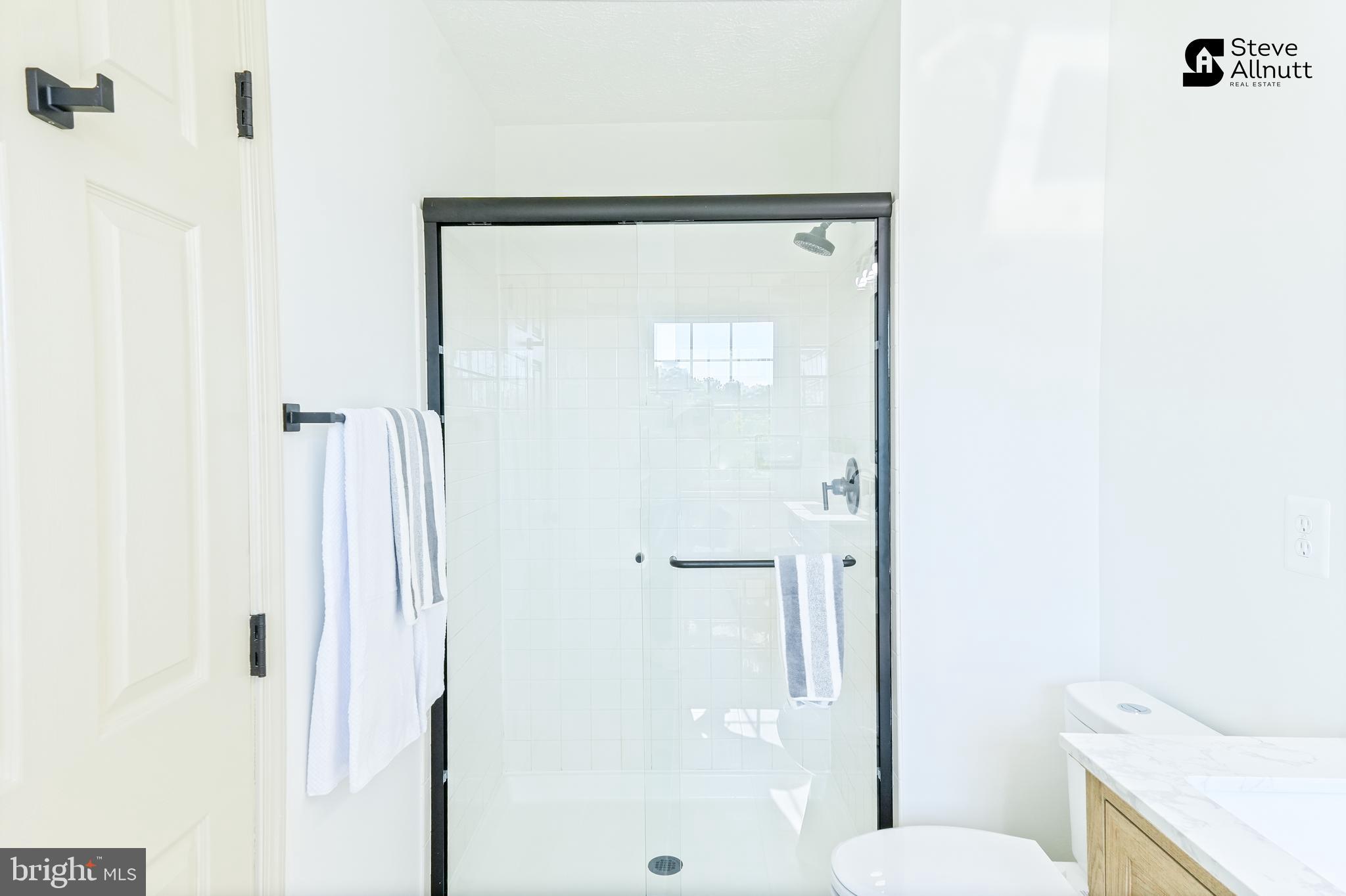 PLEASANT CHASE - Residential