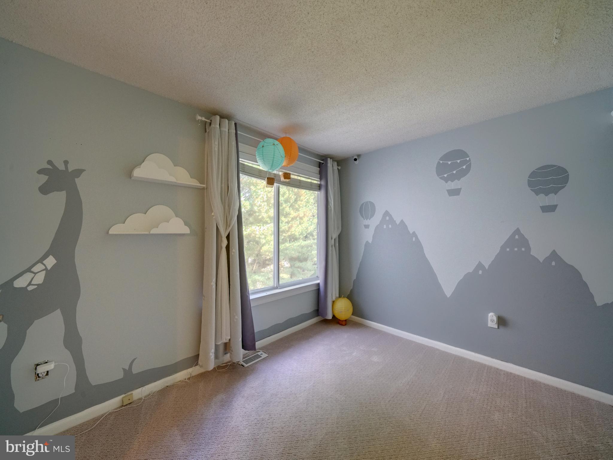 TOWN CENTER - Residential Lease