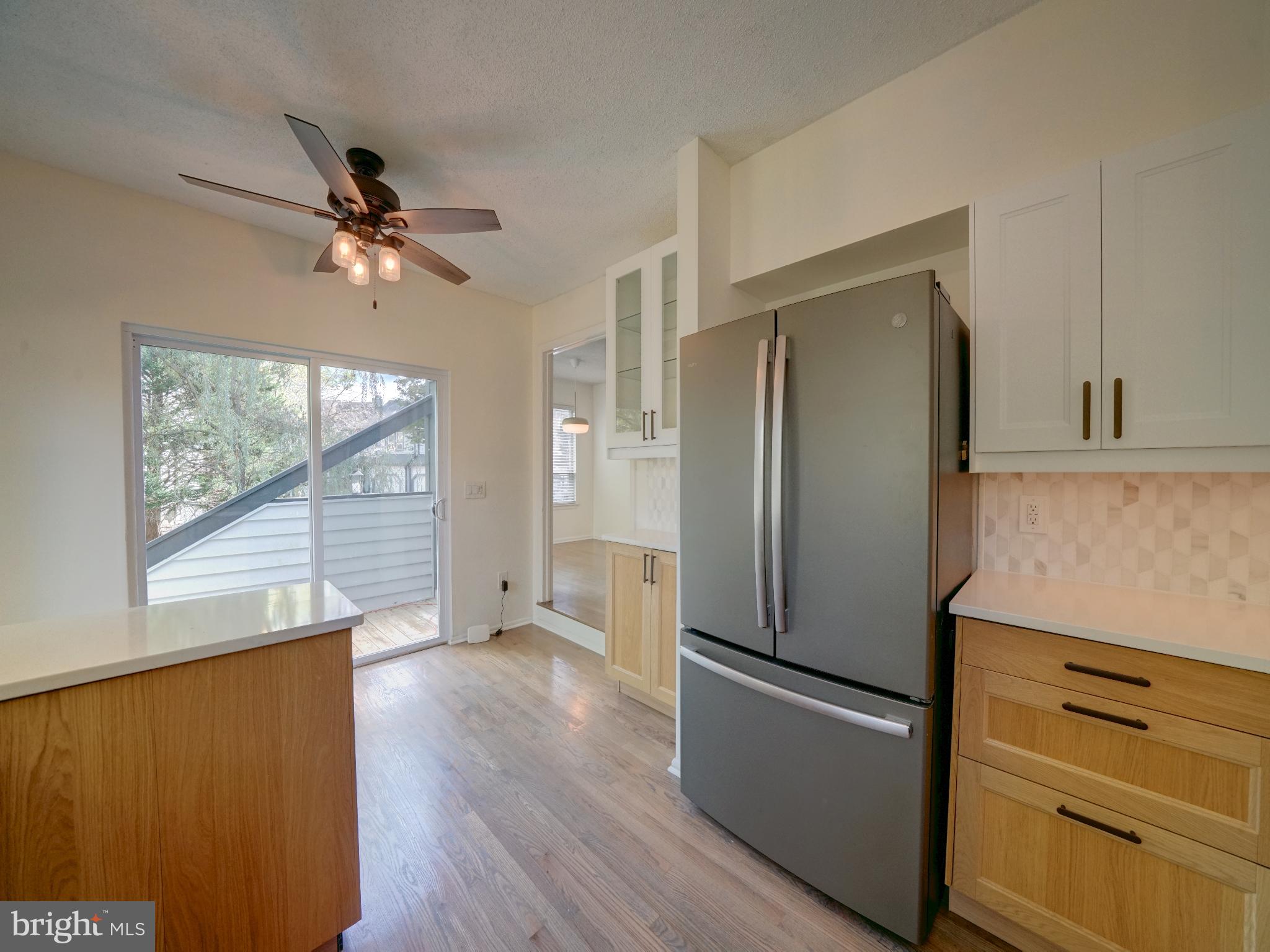 TOWN CENTER - Residential Lease