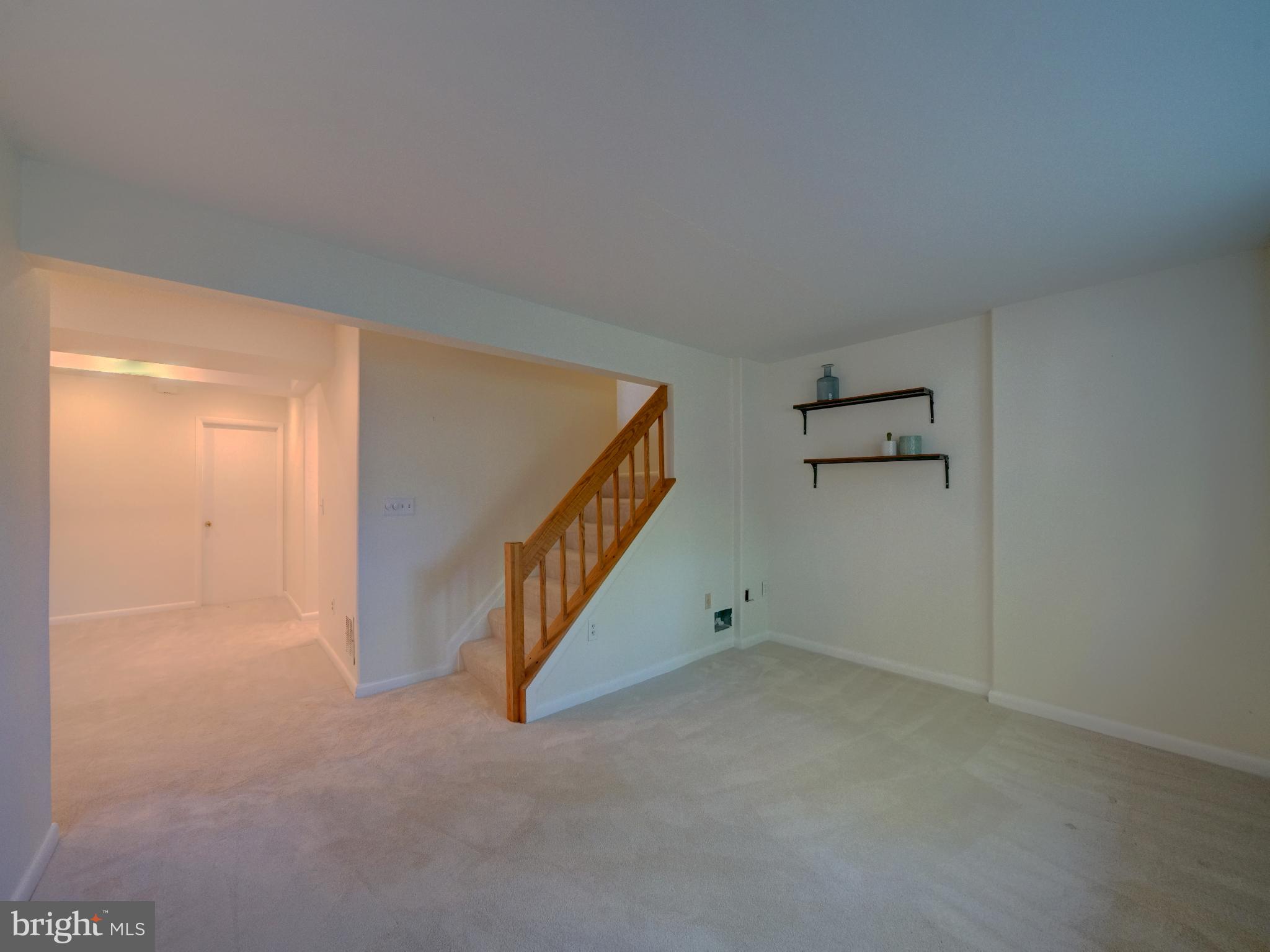 TOWN CENTER - Residential Lease