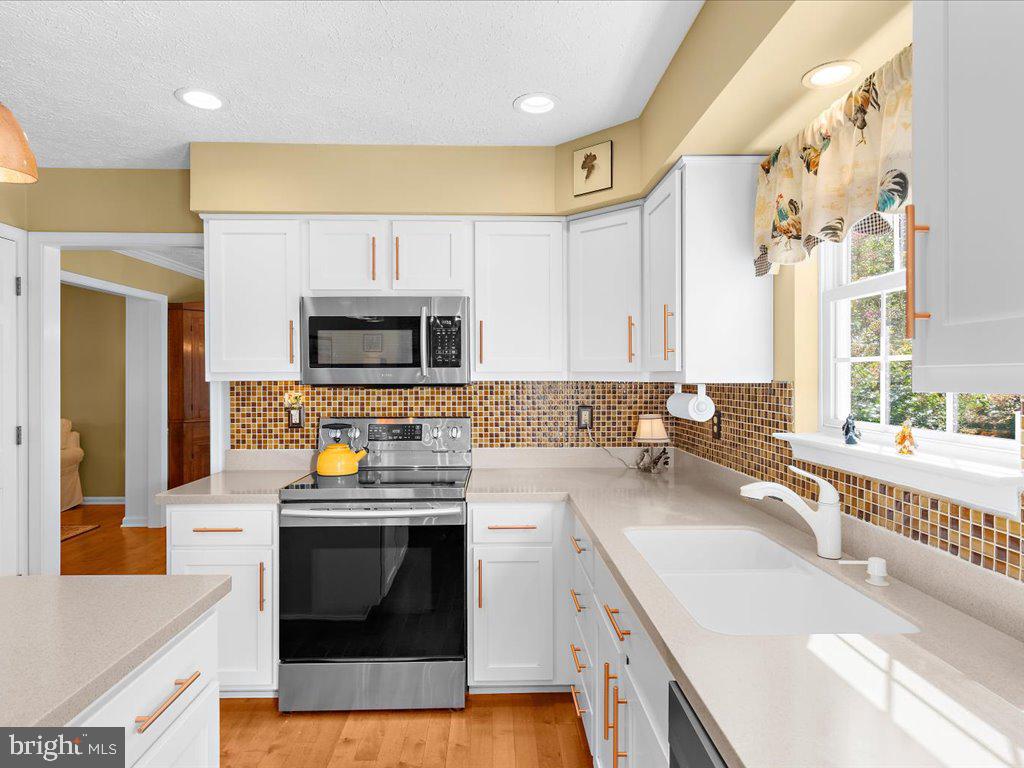 VILLAGE OF BYNUM RUN - Residential