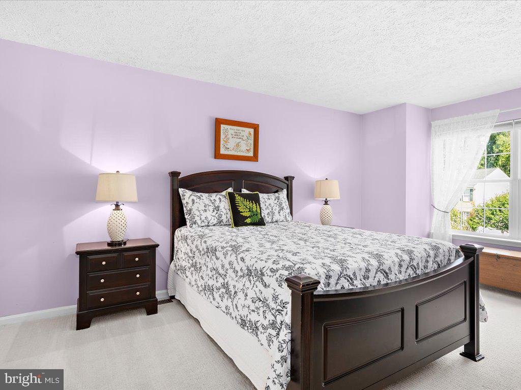 VILLAGE OF BYNUM RUN - Residential