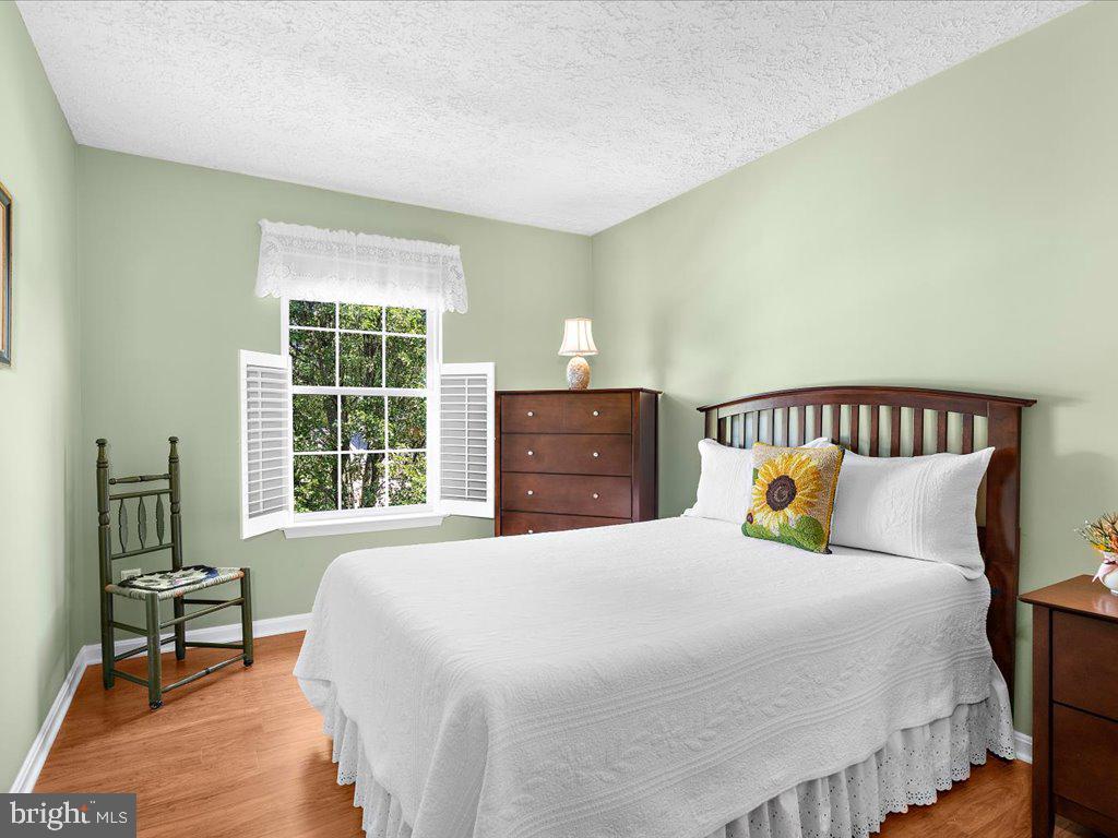 VILLAGE OF BYNUM RUN - Residential