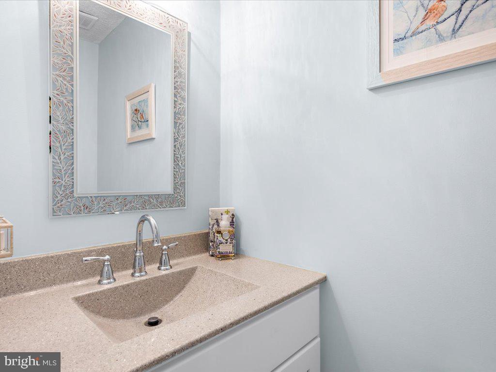 VILLAGE OF BYNUM RUN - Residential