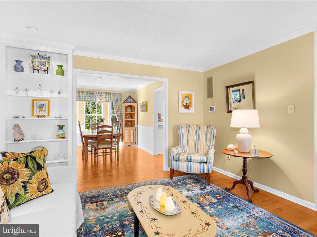 VILLAGE OF BYNUM RUN - Residential