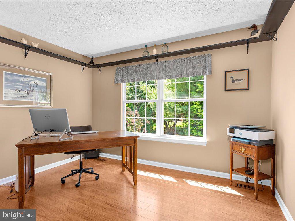 VILLAGE OF BYNUM RUN - Residential