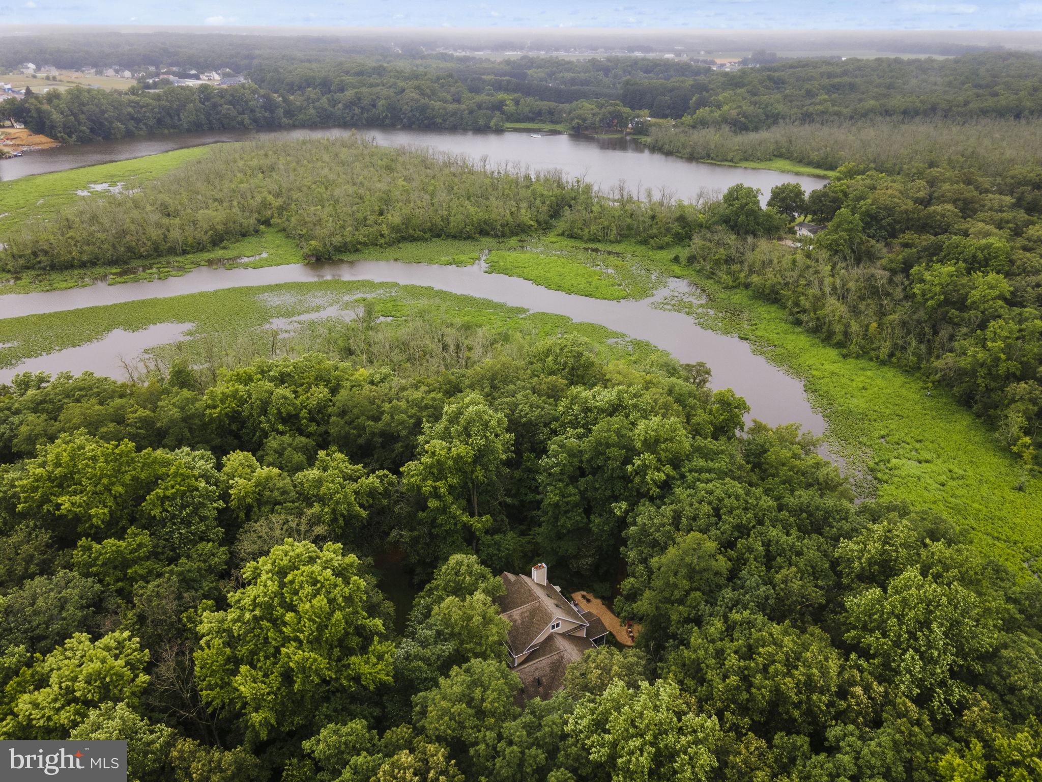 COLLINS POINT - Residential