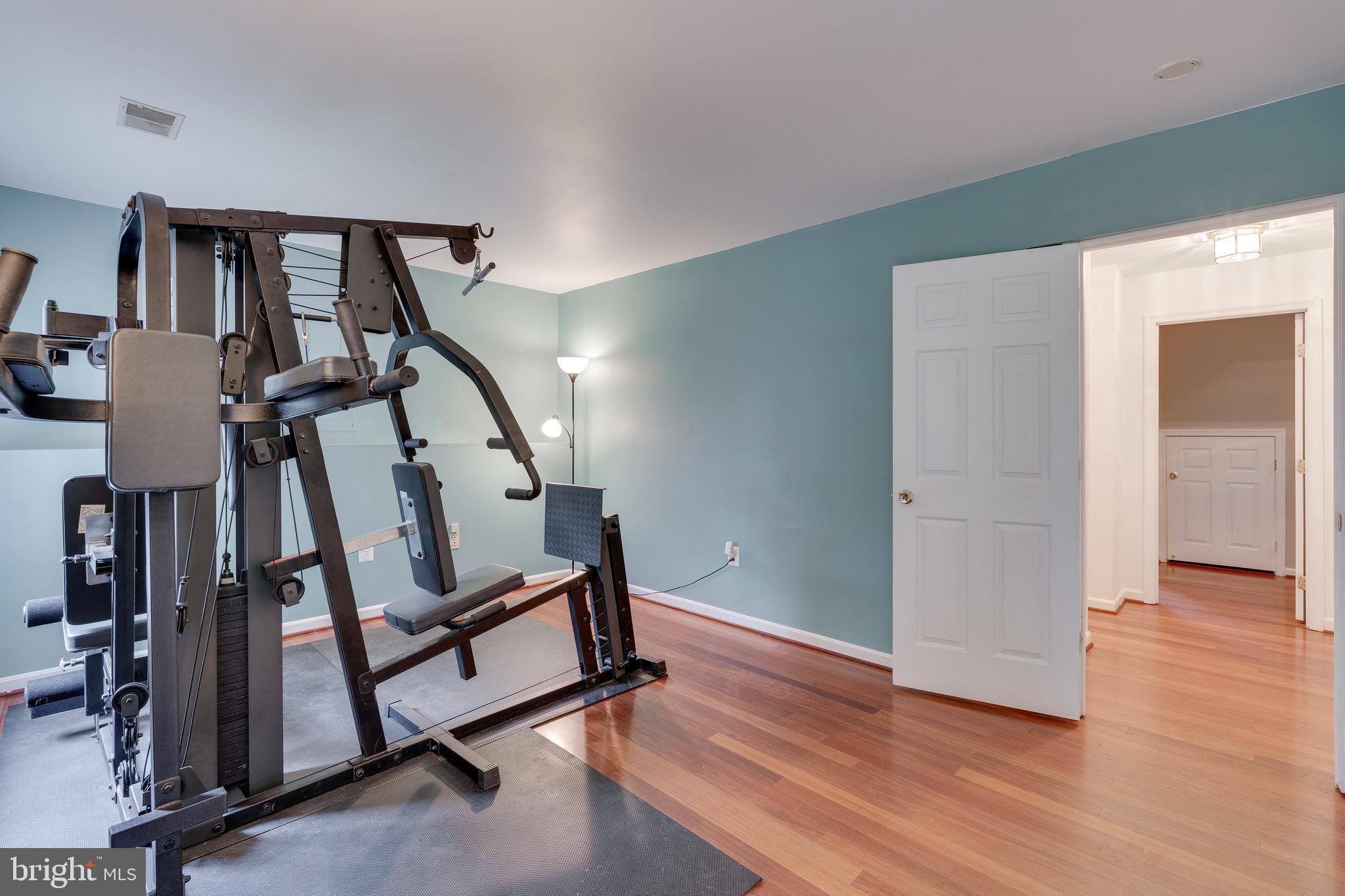 SHEFFIELD MANOR - Residential