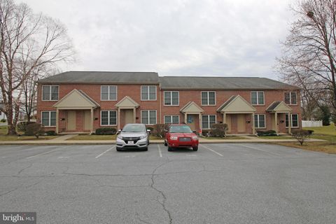 63 N. CHERRY STR. ANNVILLE PA 17003