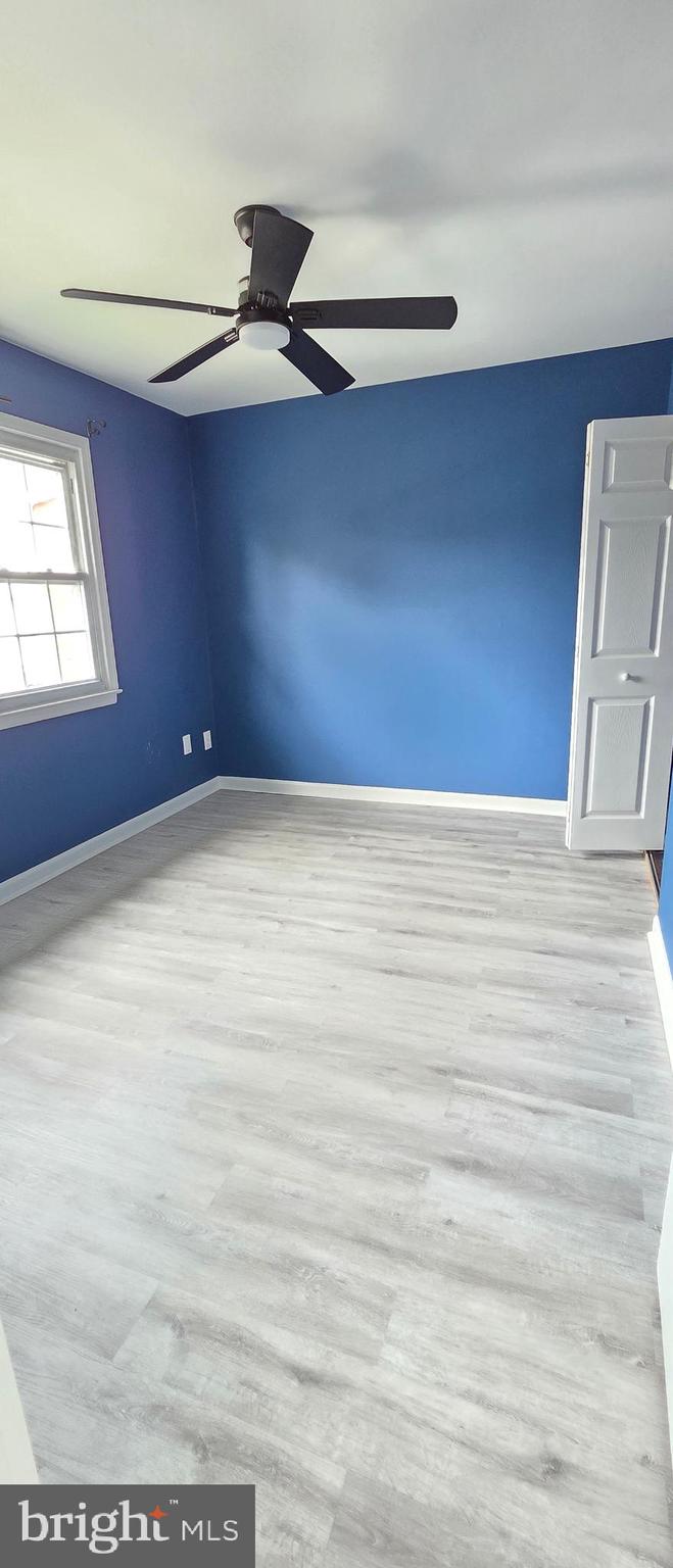 COUNTY DOWNE - Residential Lease