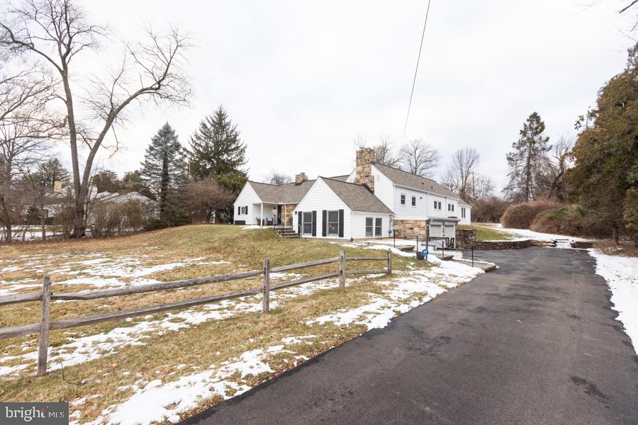 FLOURTOWN - Residential