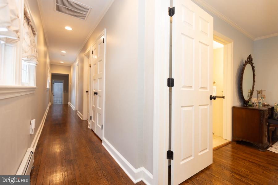 FLOURTOWN - Residential