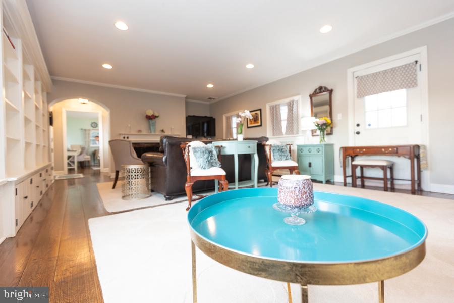 FLOURTOWN - Residential