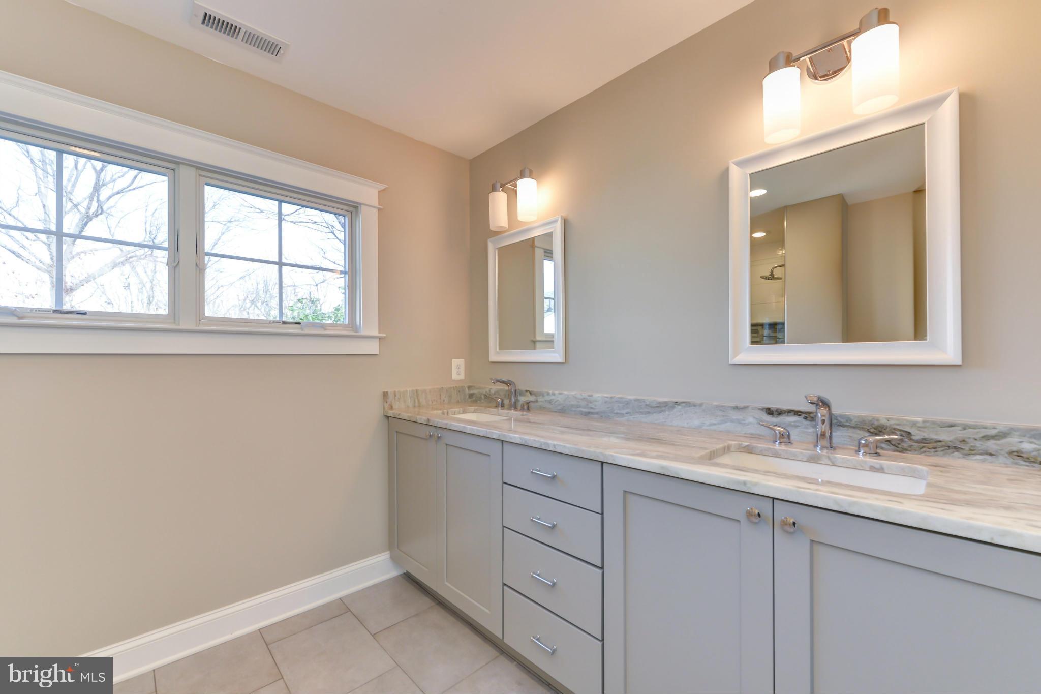 DEL RAY - Residential