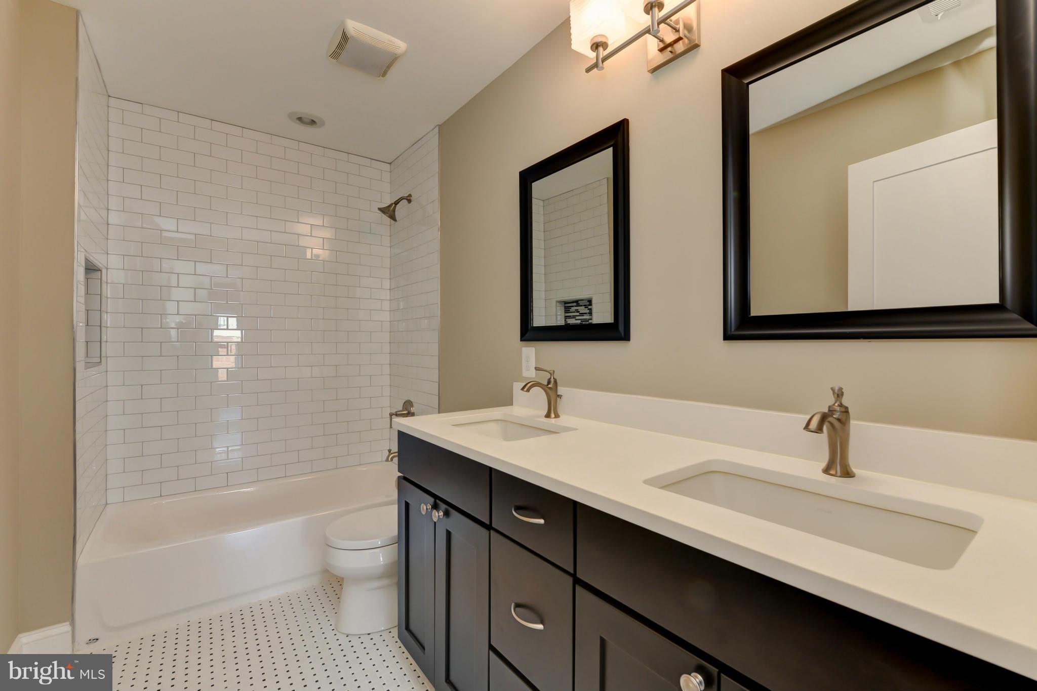 DEL RAY - Residential