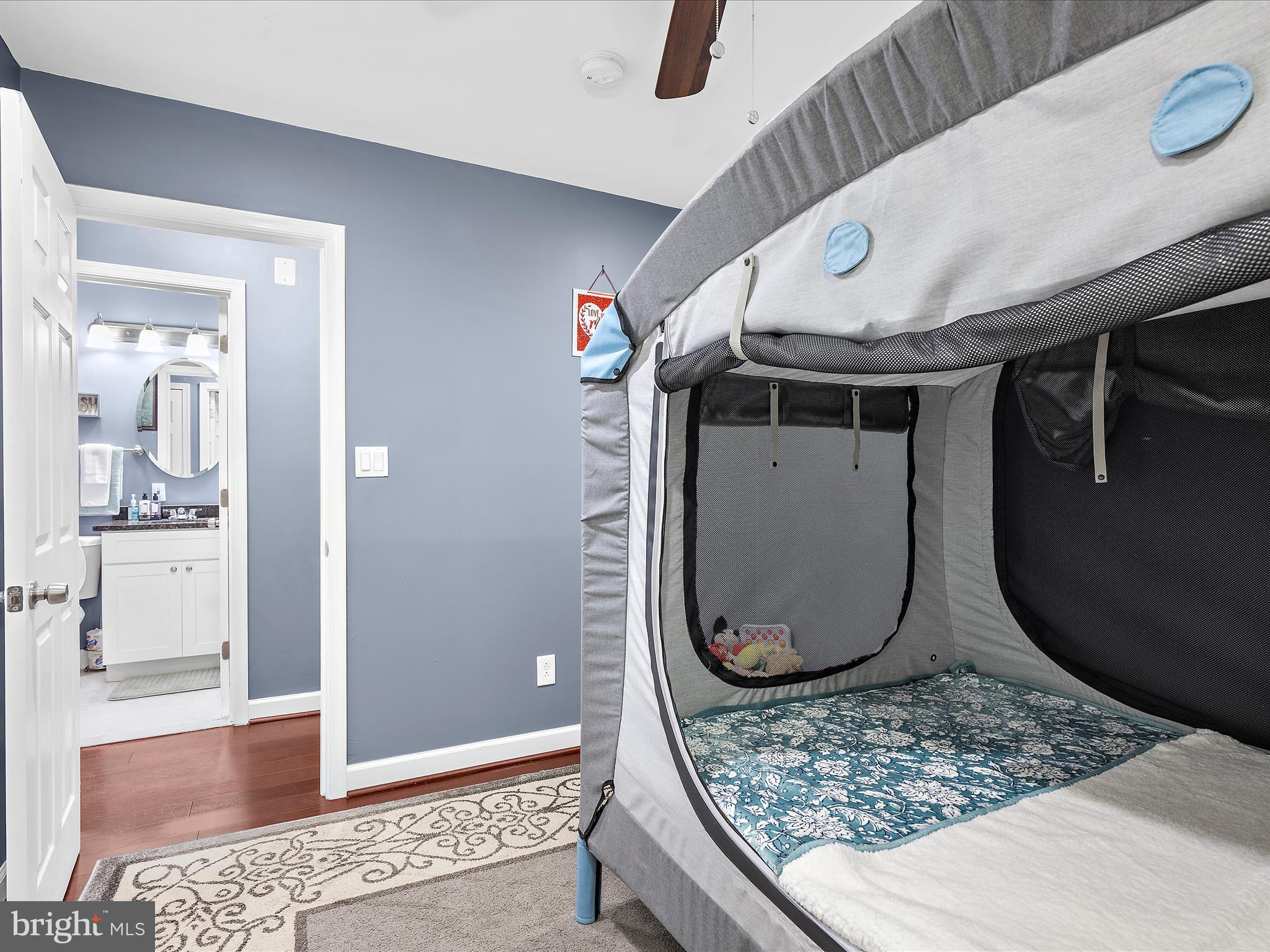 QUEENS PARK - Residential