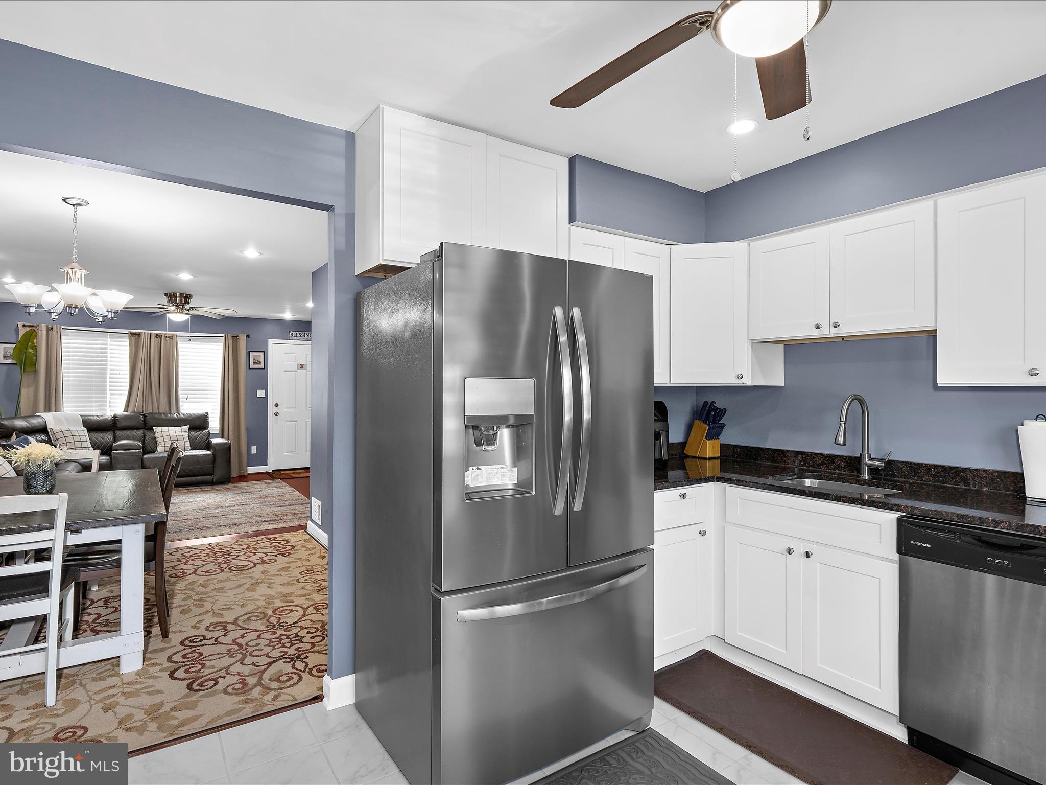 QUEENS PARK - Residential