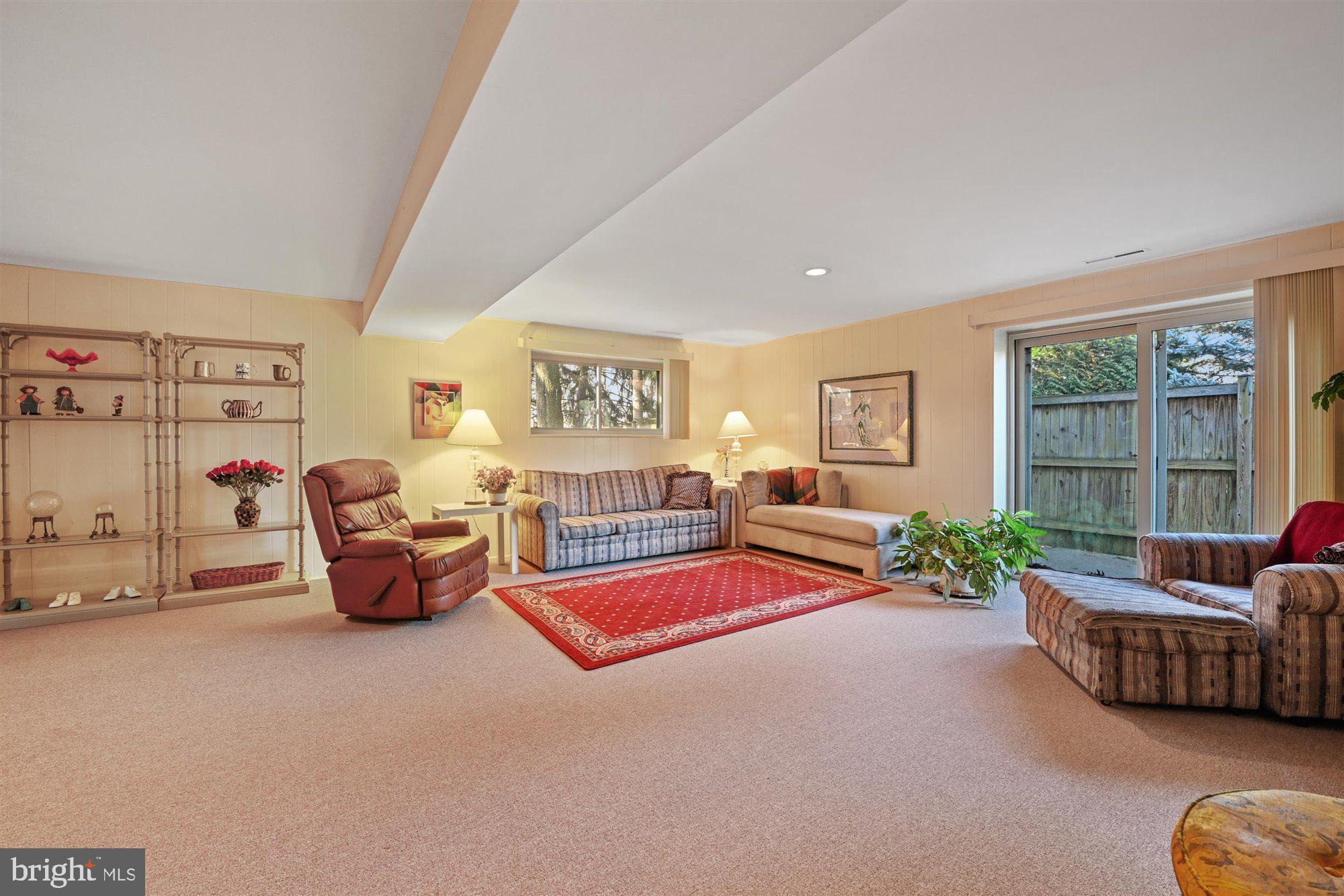 GREEN GATE - Residential Lease