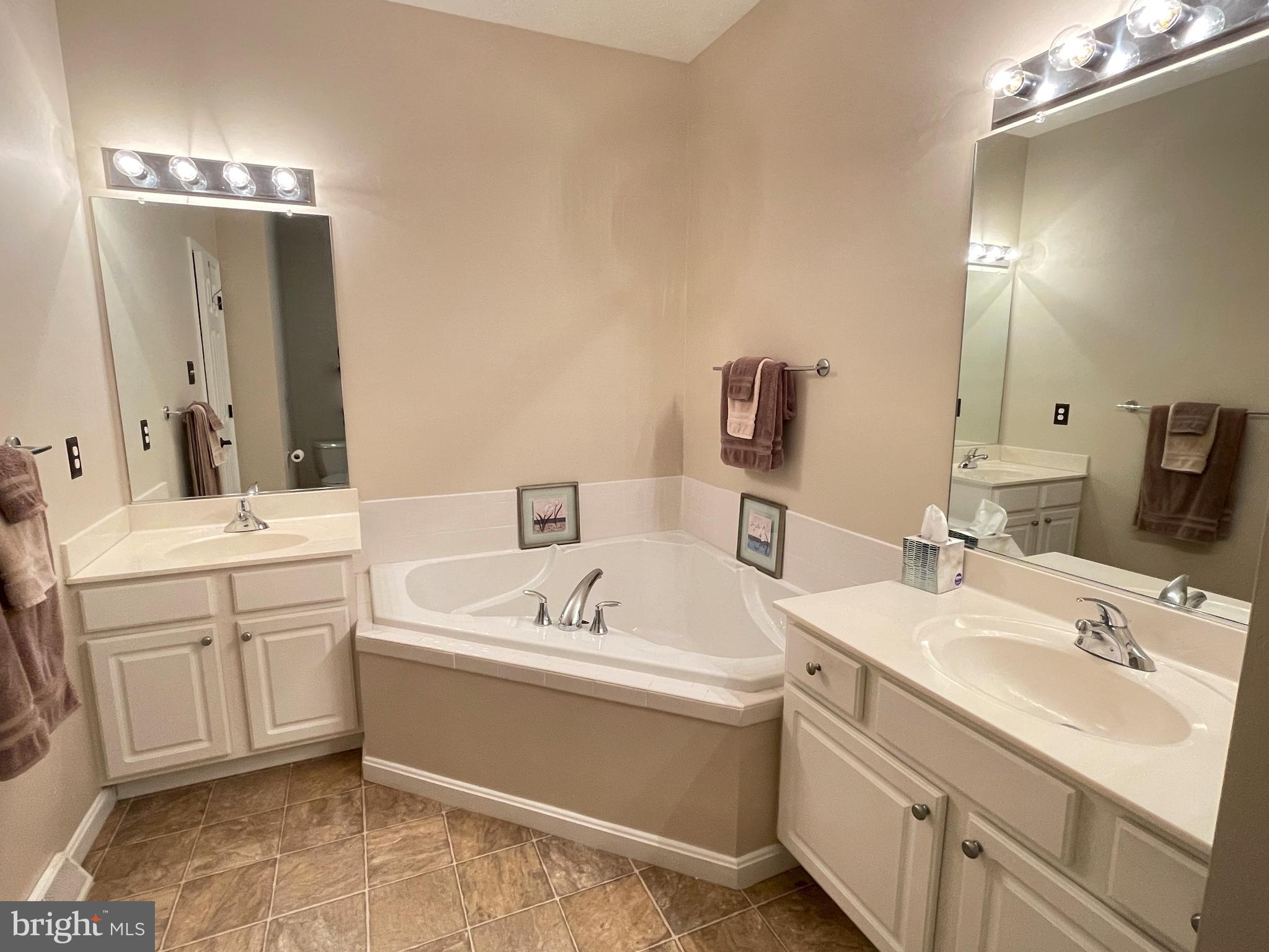 FURNACE HILLS - Residential