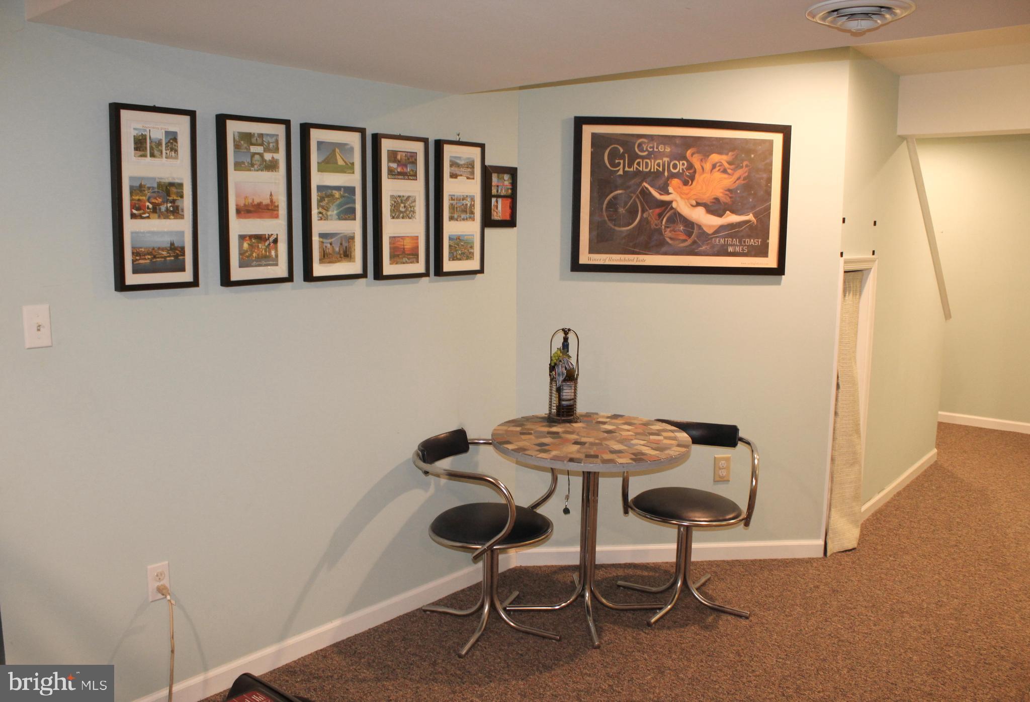 FURNACE HILLS - Residential