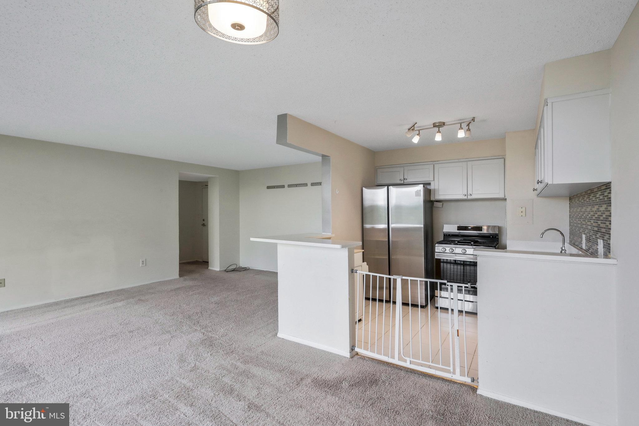 EOS TWENTY-ONE - Residential