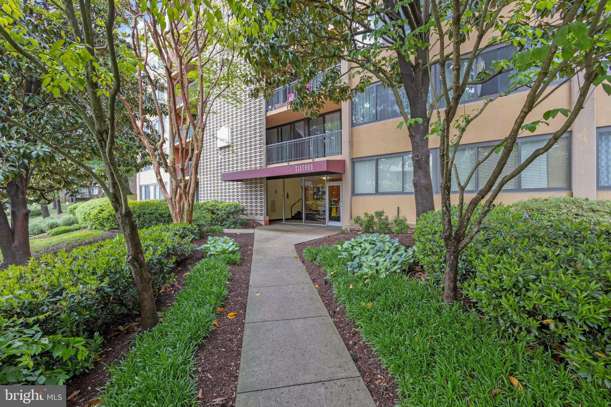 EOS TWENTY-ONE - Residential