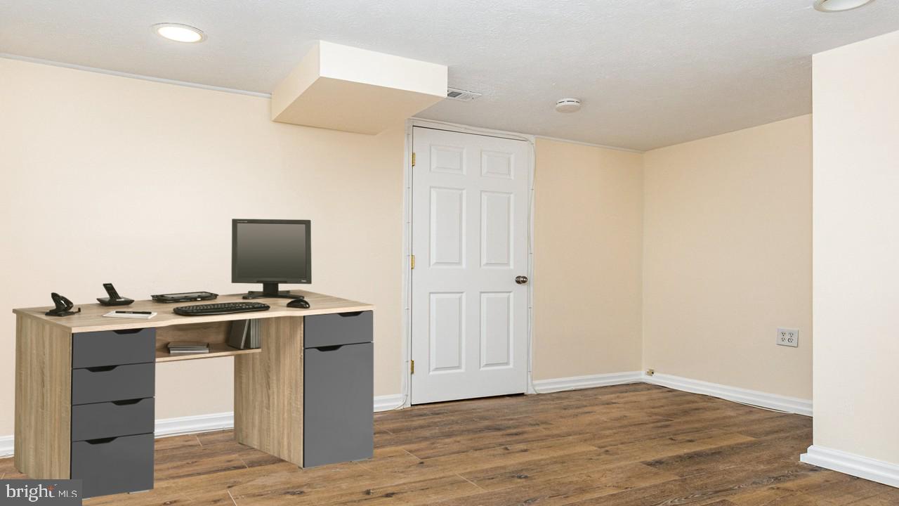 KENWOOD - Residential Lease