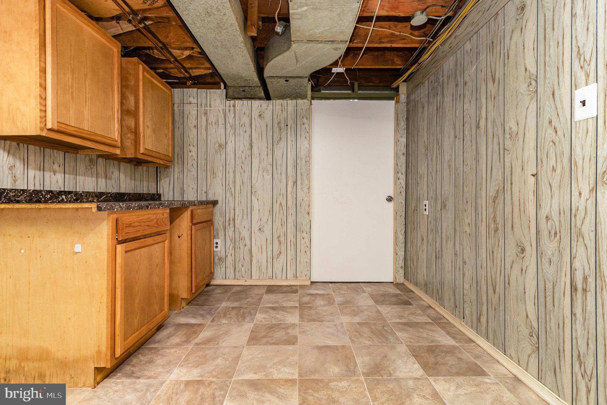 KENWOOD - Residential Lease