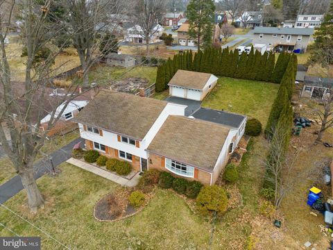 Photo of 436 Manor View Drive, MILLERSVILLE, PA 17551 (MLS # PALA2068736)