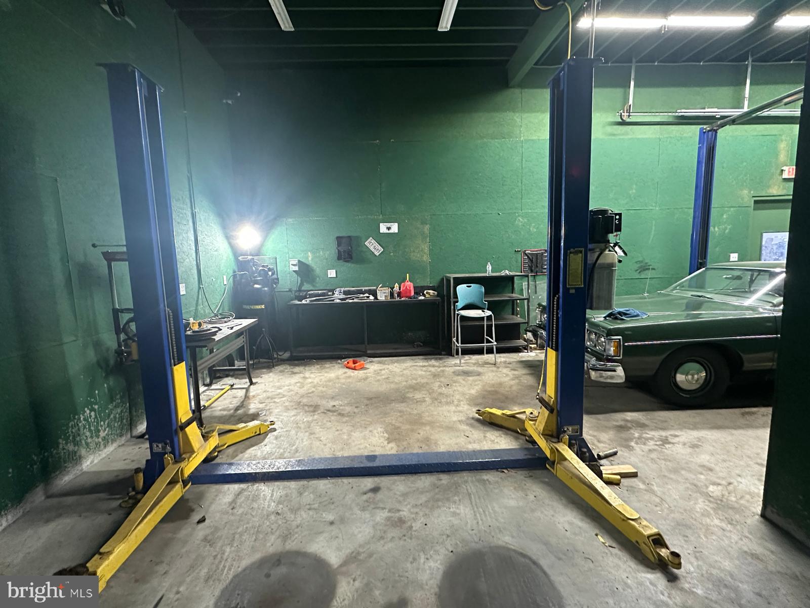 BRANDYWINE - Commercial Sale