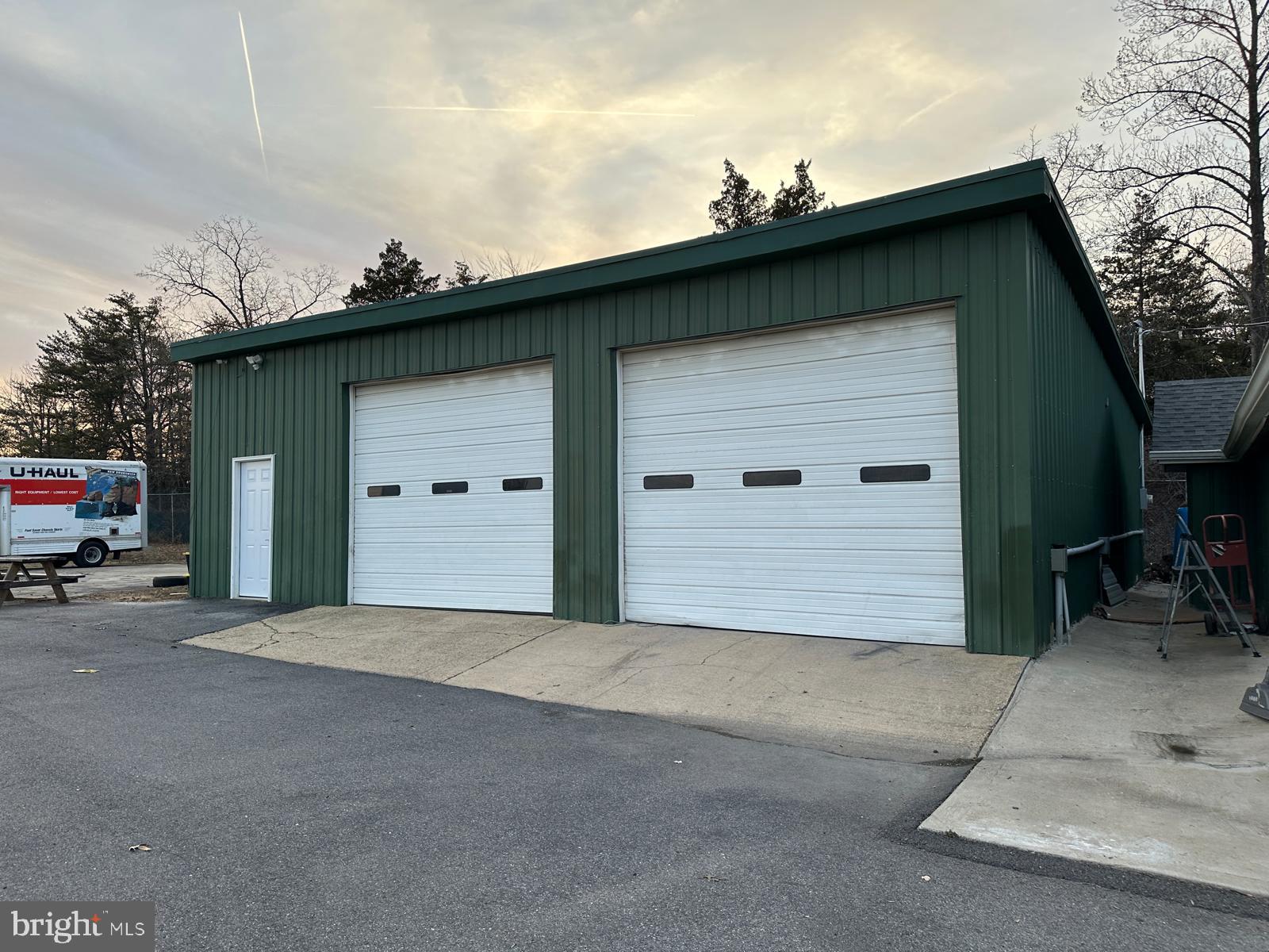 BRANDYWINE - Commercial Sale