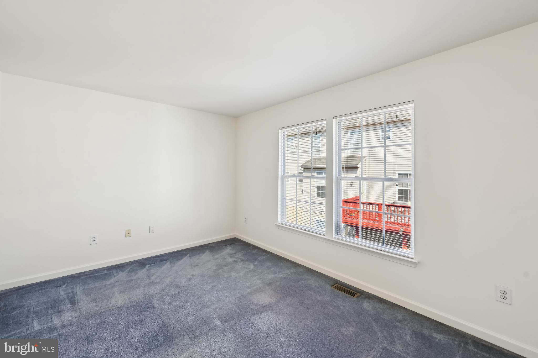 THE POINTE - Residential