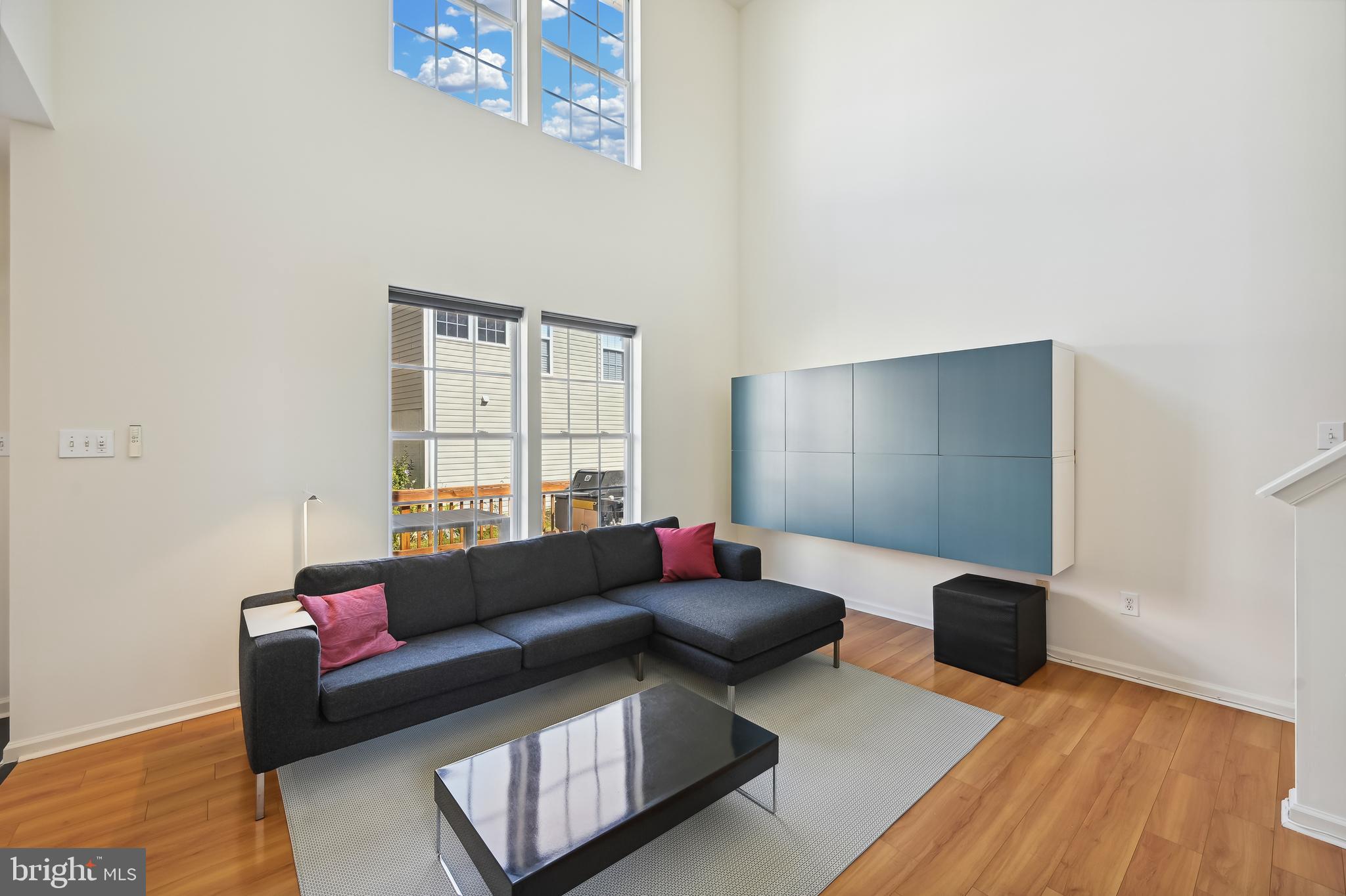 THE POINTE - Residential