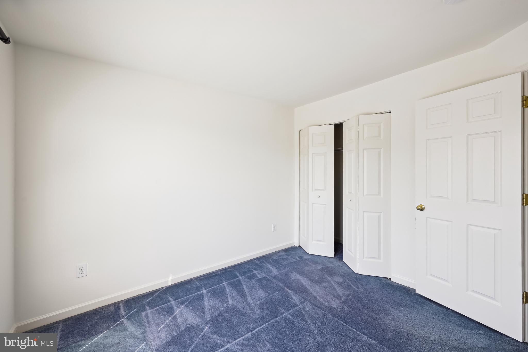 THE POINTE - Residential