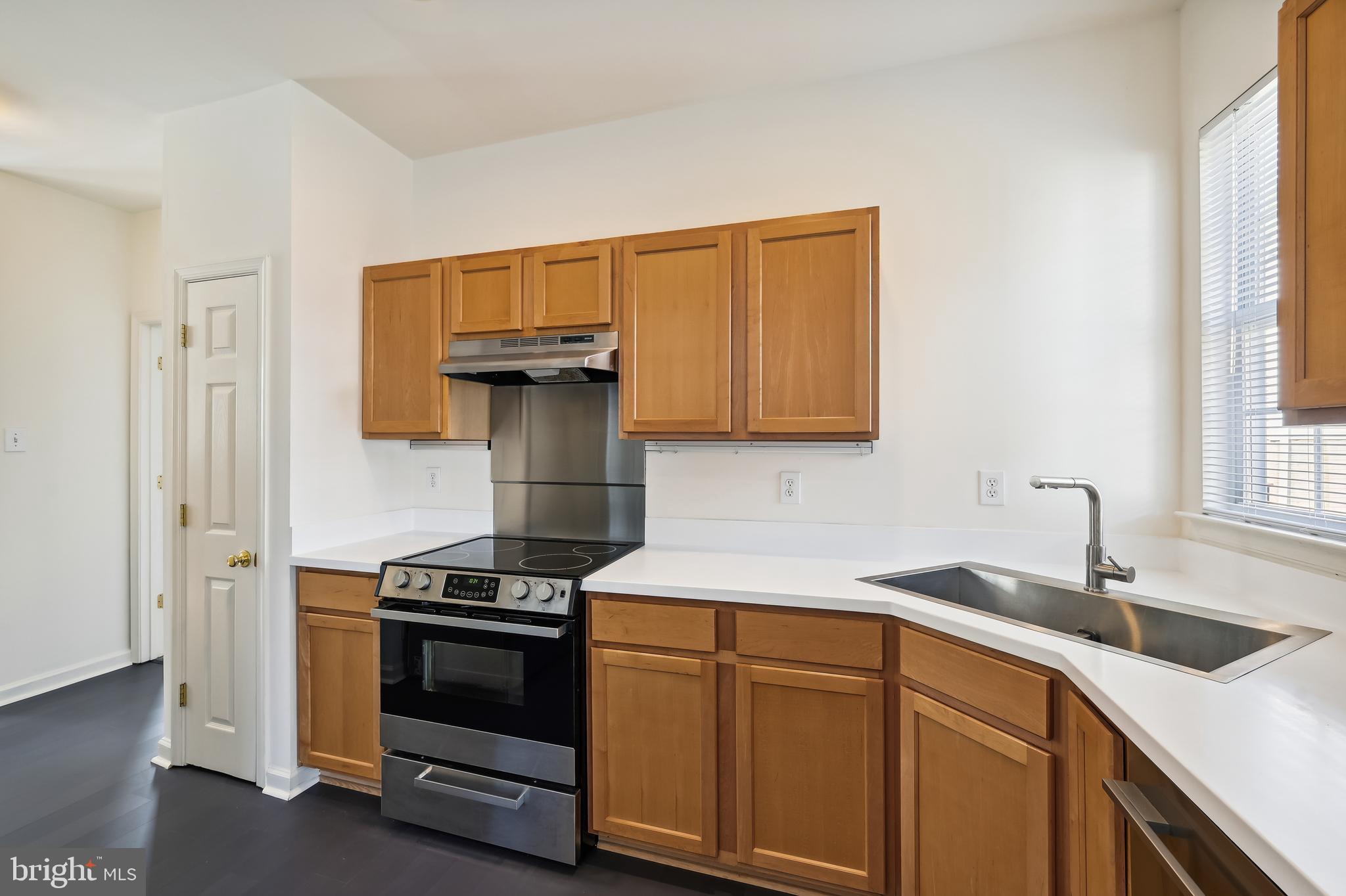 THE POINTE - Residential