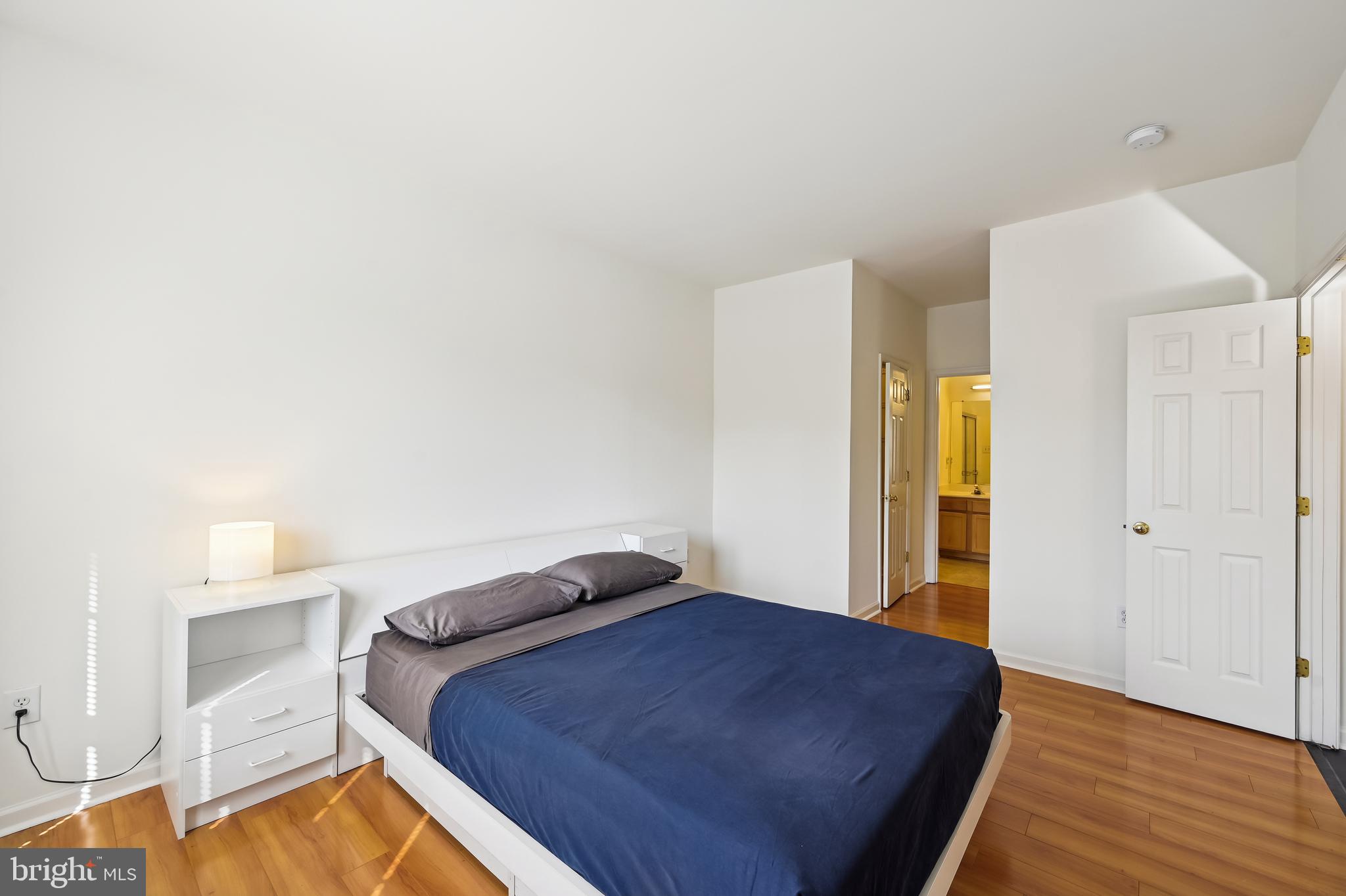 THE POINTE - Residential