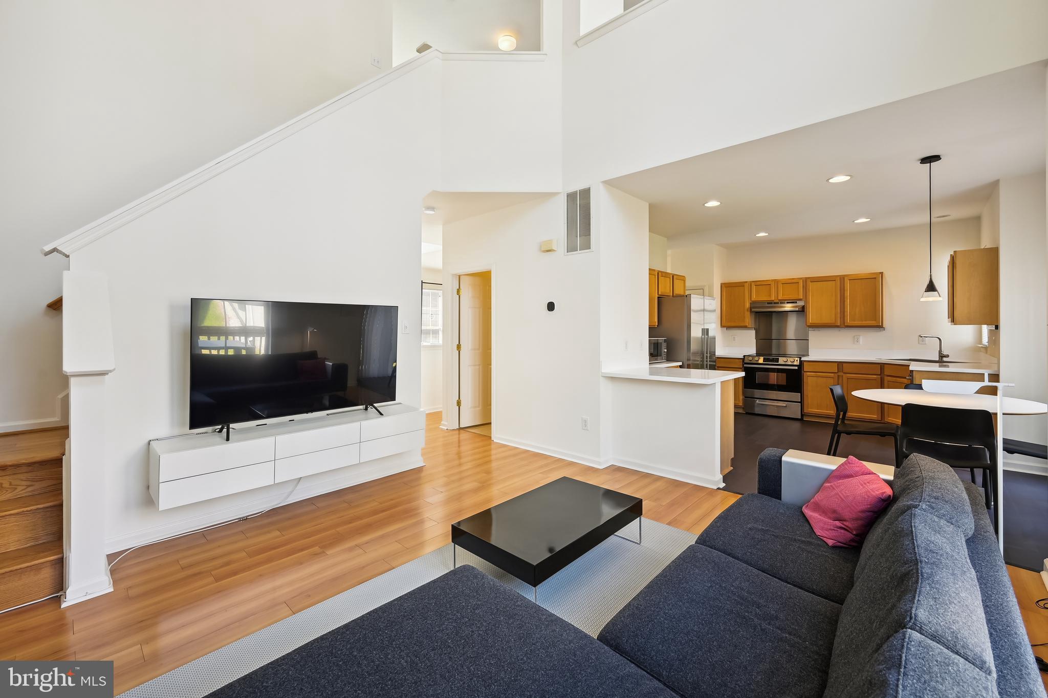 THE POINTE - Residential