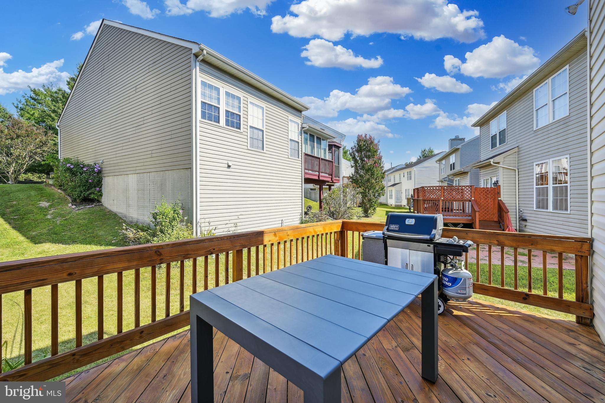 THE POINTE - Residential