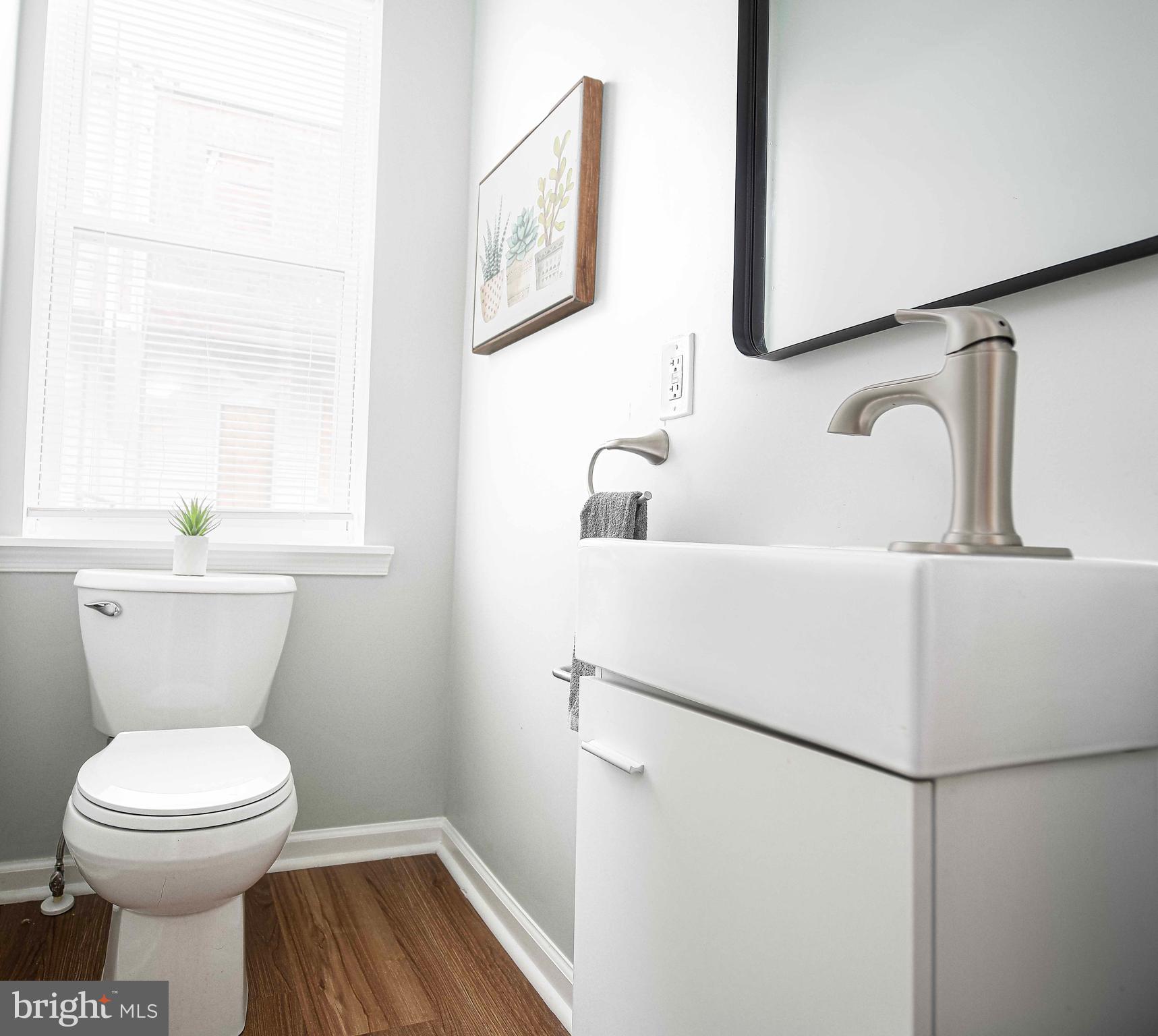 ELLWOOD PARK - Residential