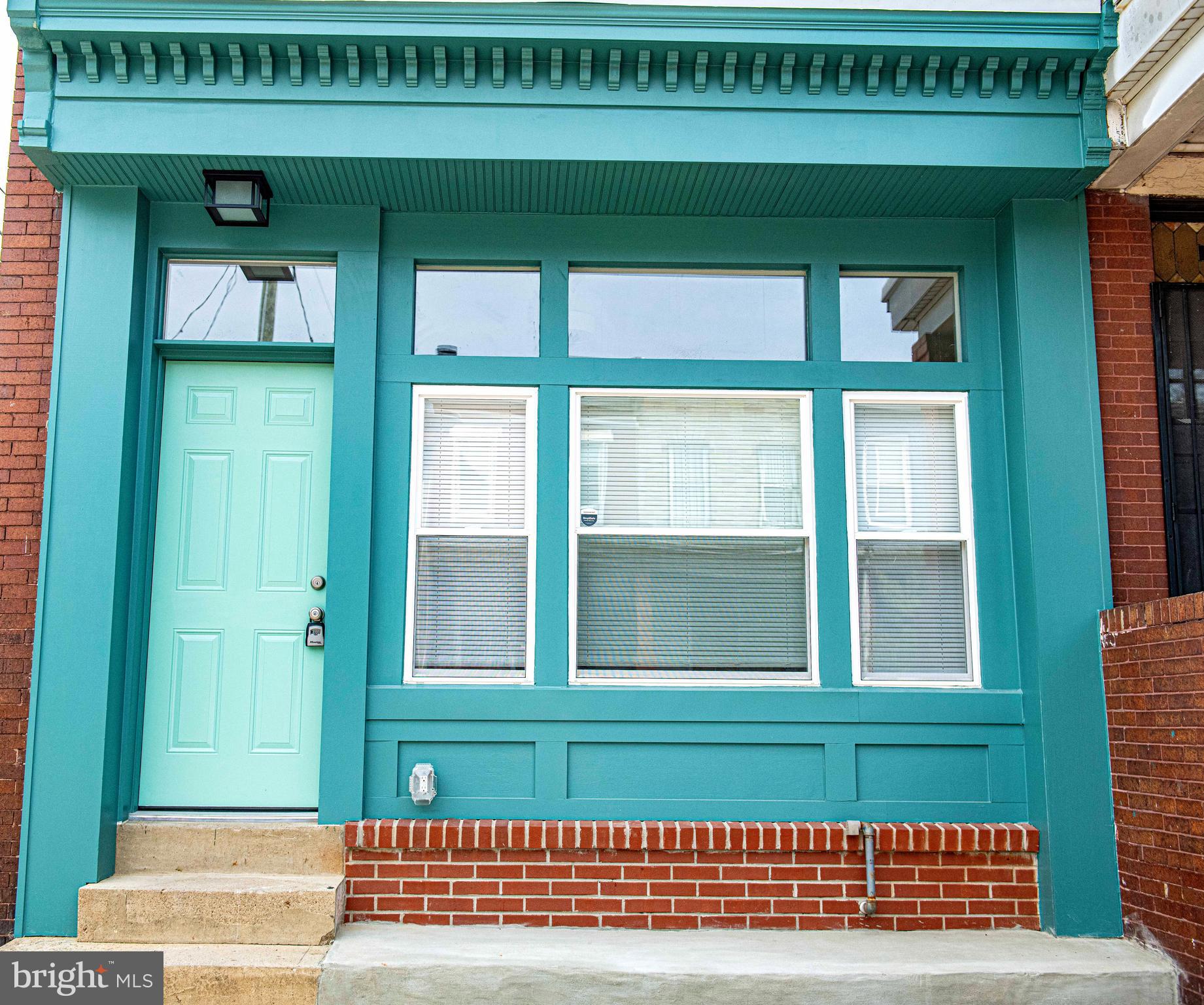 ELLWOOD PARK - Residential