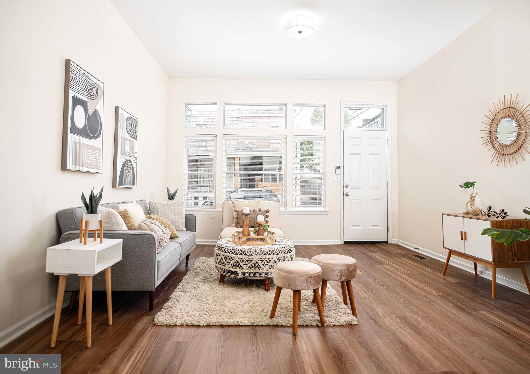 ELLWOOD PARK - Residential