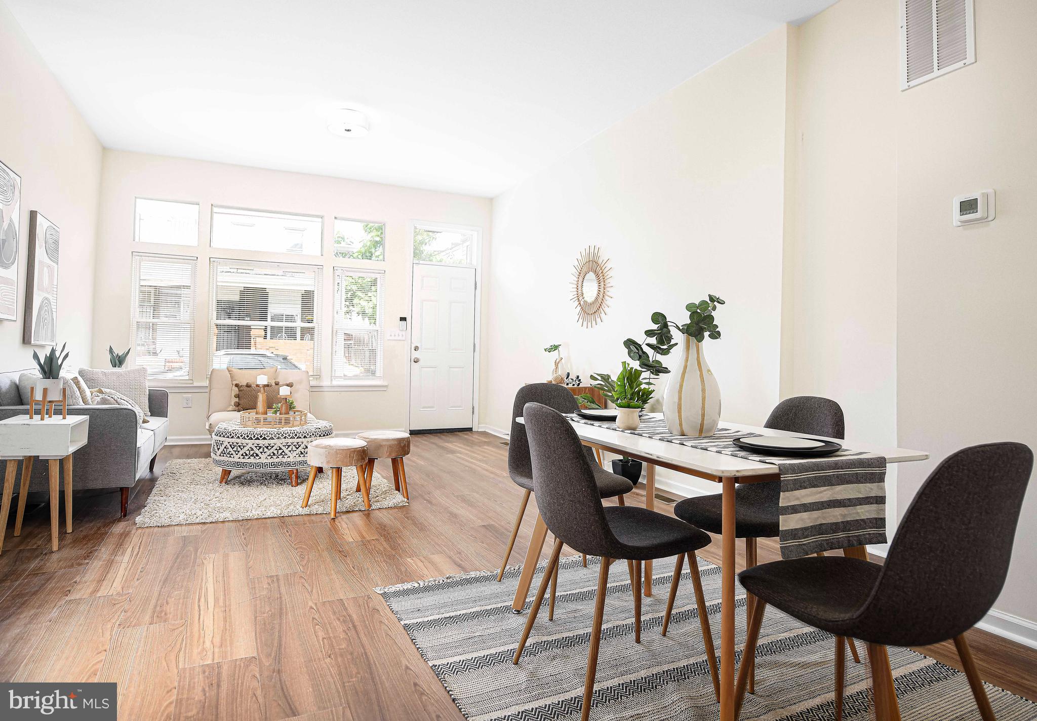 ELLWOOD PARK - Residential